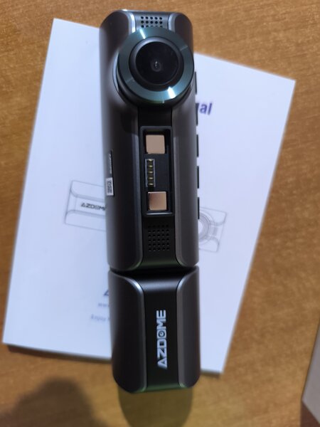 Camera auto tripla Azdome 550